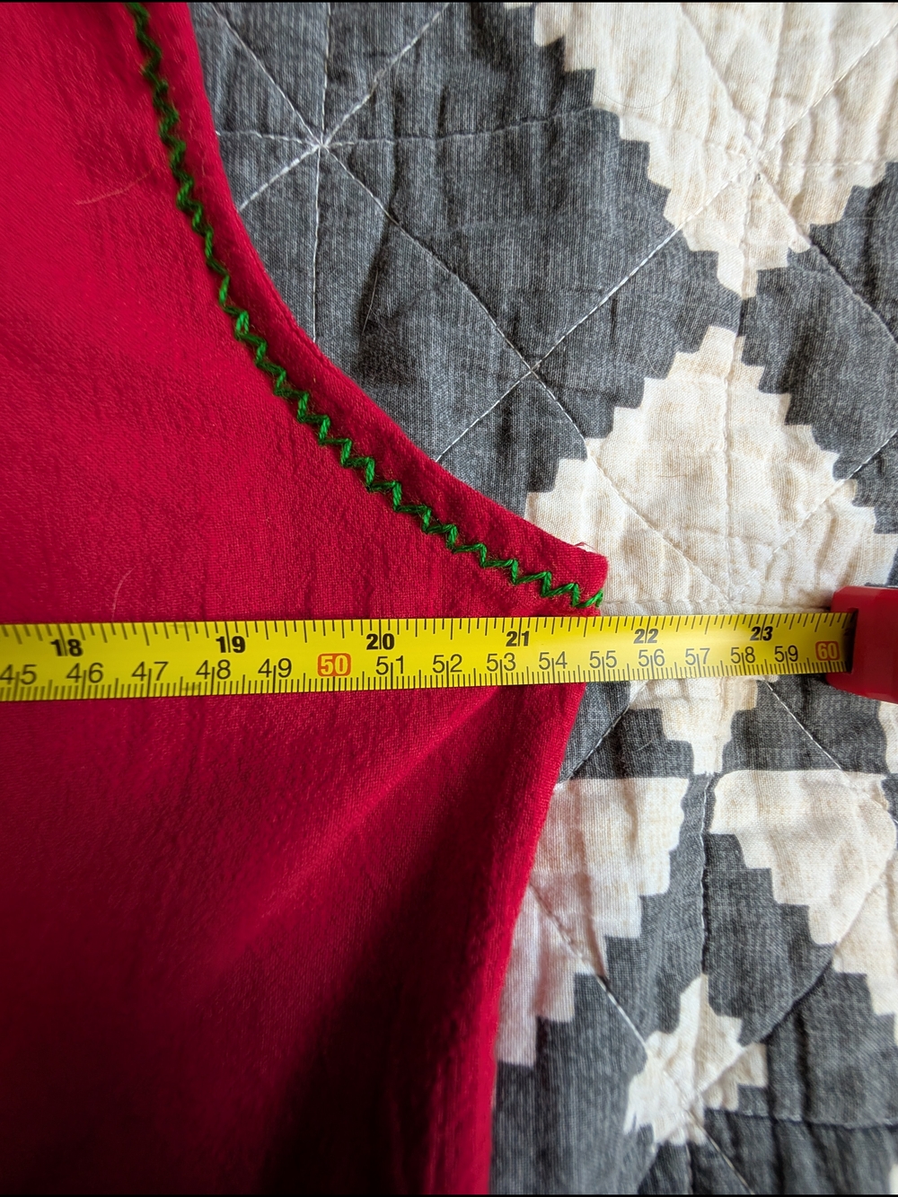 Lovely Red Embroidered Sleeveless Tank Top - Picture 4 of 11